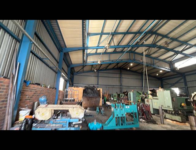 625M² WAREHOUSE TO LET IN SEBENZA